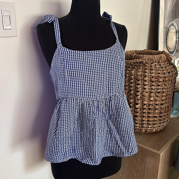 NWT Old Navy Blue Checkered Flowy Top with Bow Tie Shoulder straps - Large - Picture 3 of 7